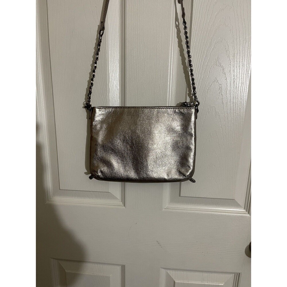 The Sak Crossbody Purse. Metallic Copper Color. 2 Front Zippers. Top Zip - Picture 11 of 14